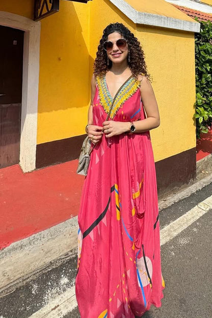 Kamiya Jani in Printed Maxi Dress