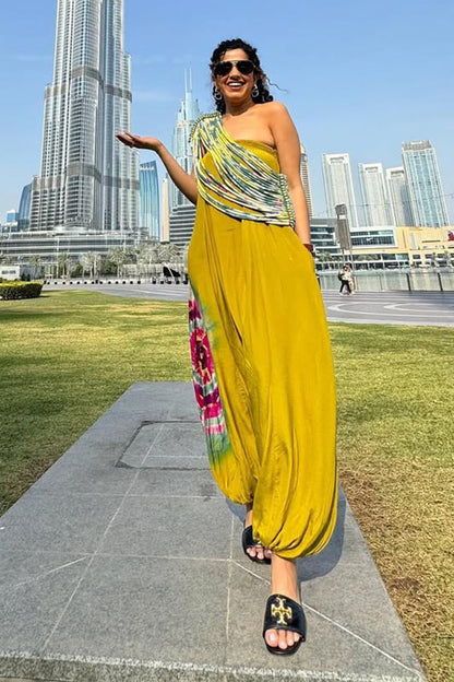 Kamiya Jani in Jumpsuit with Corded Throw