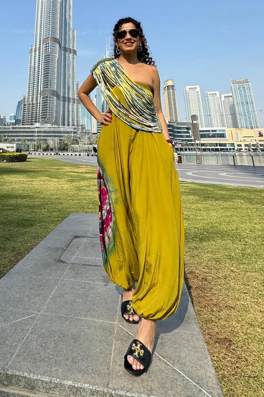 Kamiya Jani in Jumpsuit with Corded Throw